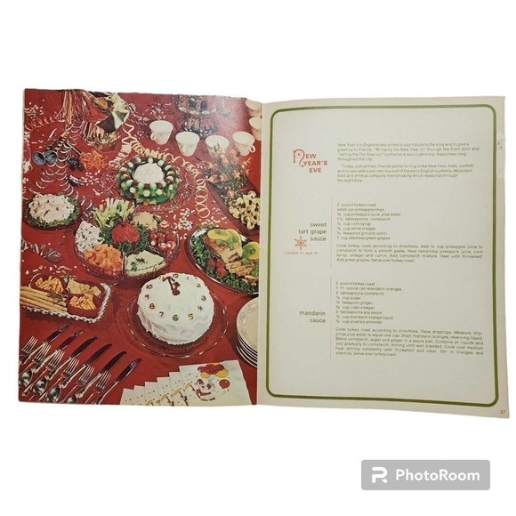 Festive Traditions 1969 Wisconsin Light & Power Company Cookbook Christmas - Picture 4 of 7